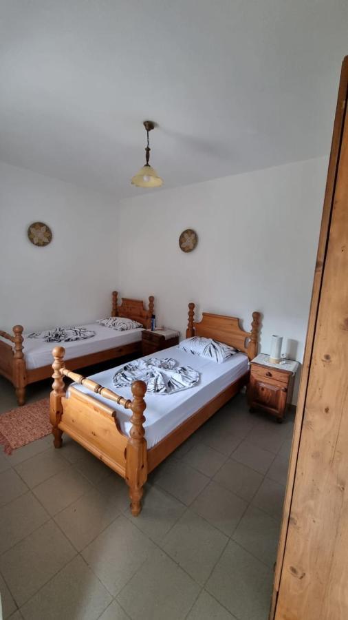 Bujtina Te Grima Hotel เธทธ์ ภายนอก รูปภาพ