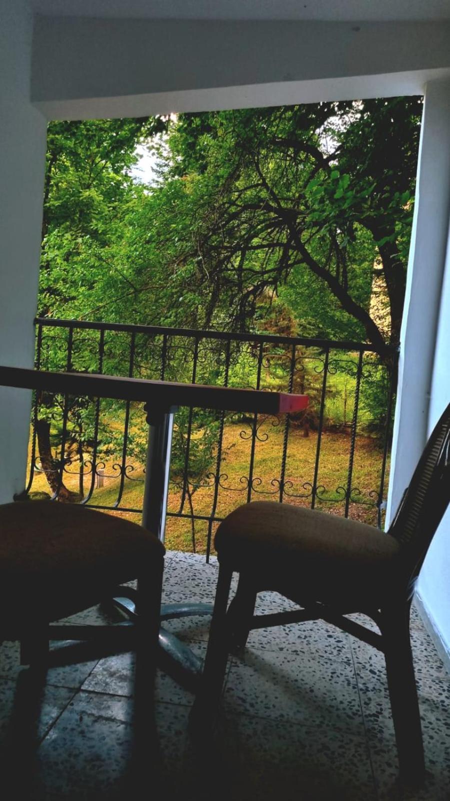 Bujtina Te Grima Hotel เธทธ์ ภายนอก รูปภาพ